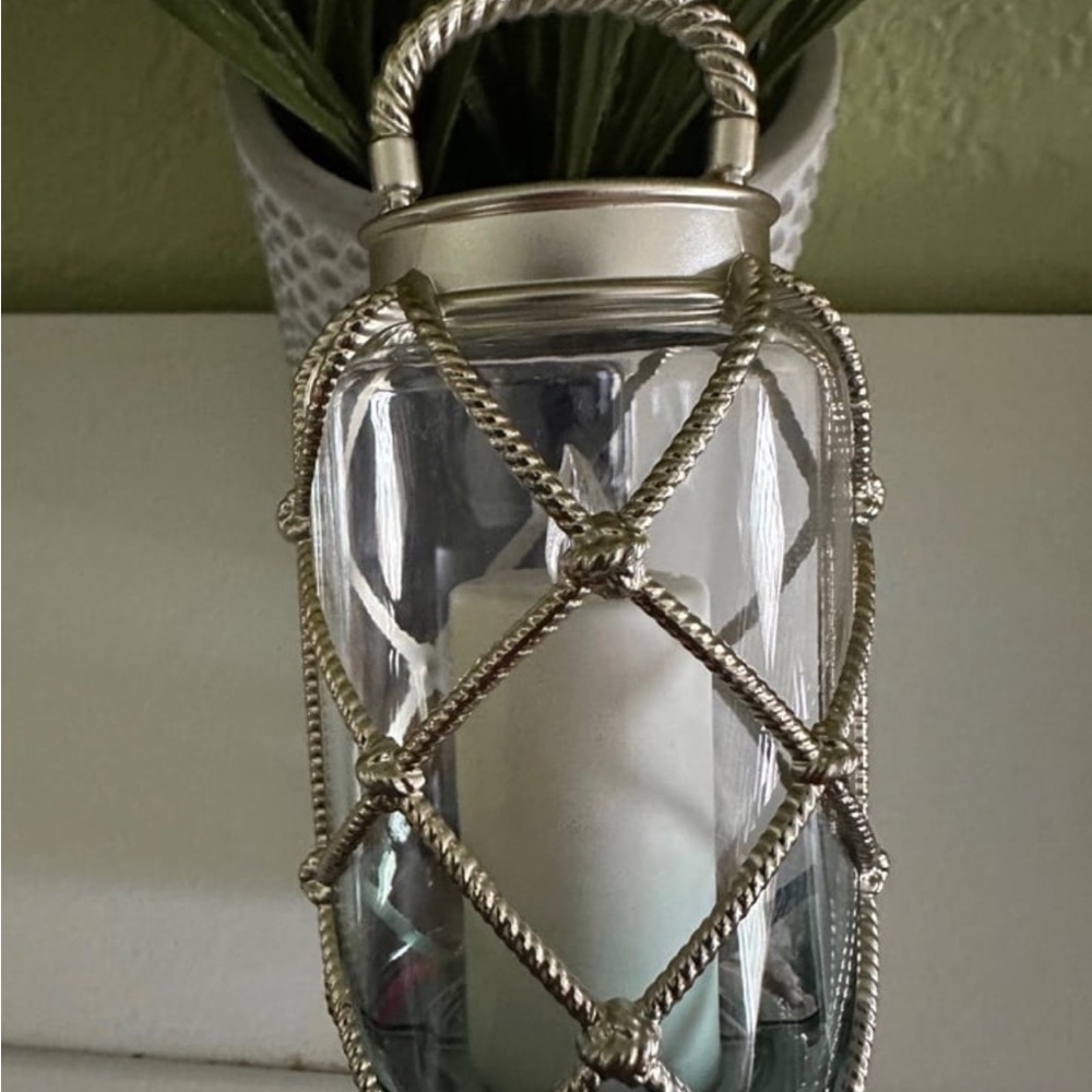Silver Rope Lantern wallflower plug in